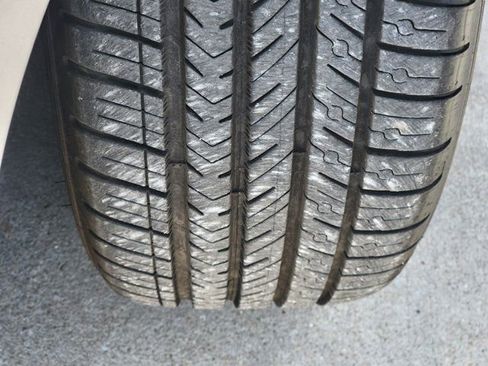 Used 2018 Nissan 370Z Roadster image 18