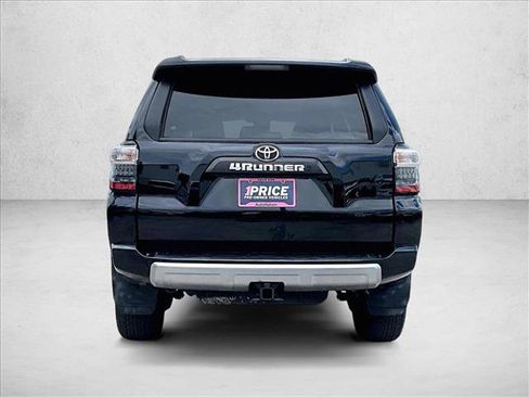 Used 2024 Toyota 4Runner TRD Off-Road image 4