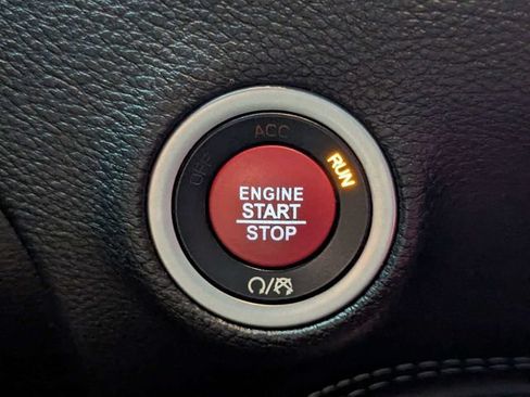 Used 2022 Dodge Challenger SRT Hellcat RWD image 22