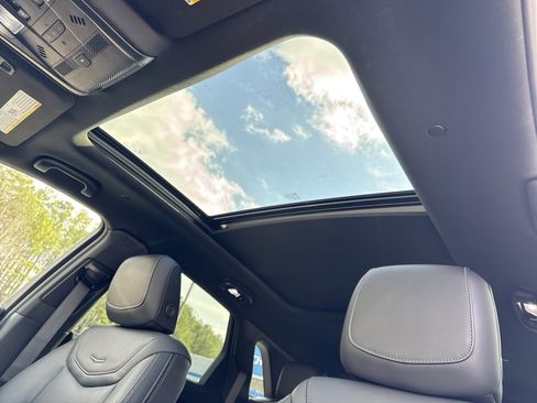 Certified 2025 Cadillac XT5 Premium Luxury image 35