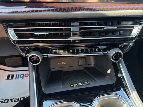 New 2026 Chevrolet Traverse RS w/ LPO, Floor Liner Package image 28