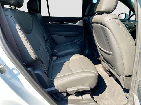 Used 2024 Cadillac XT6 Premium Luxury w/ Technology Package image 29