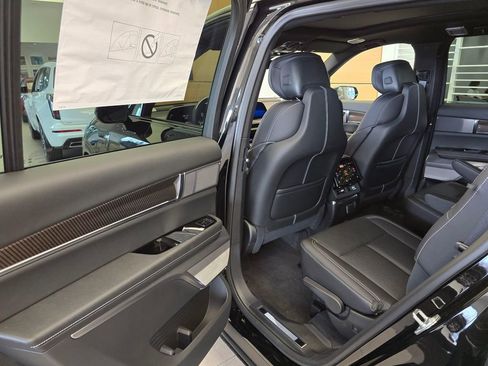 New 2026 Cadillac Vistiq Sport image 15