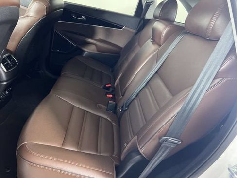 Used 2019 Kia Sorento SX AWD/4WD image 26