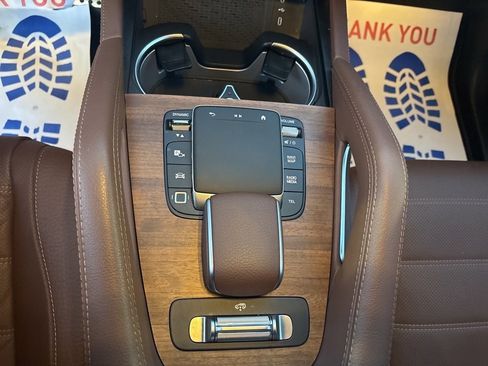 Used 2025 Mercedes-Benz GLS 450 GLS 450 image 8