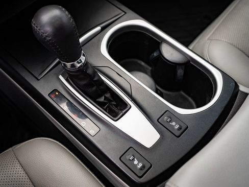 Used 2016 Acura RDX SH-AWD image 32