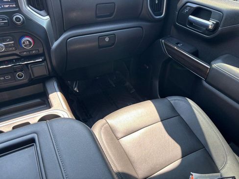 Used 2022 Chevrolet Silverado 1500 RST w/ True North Edition Plus AWD/4WD image 17