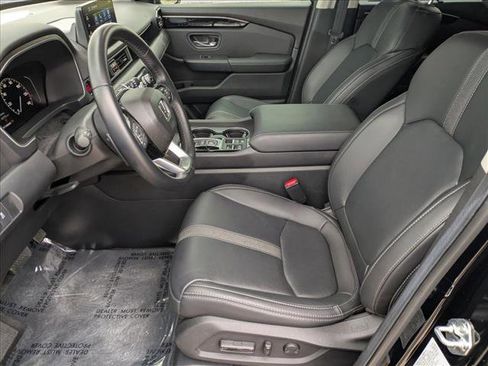 Certified 2025 Honda Pilot EX-L image 14