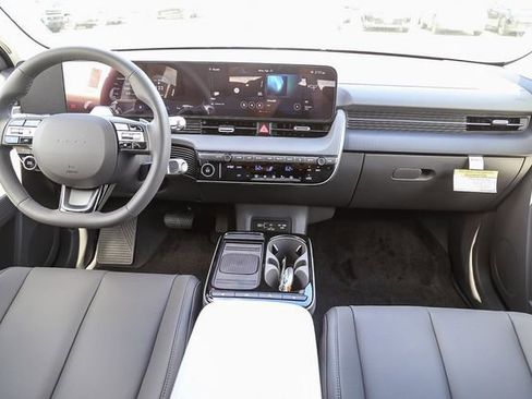New 2026 Hyundai Ioniq 5 SEL RWD image 13