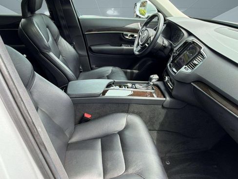 Used 2017 Volvo XC90 T6 Momentum w/ Vision Package AWD/4WD image 24