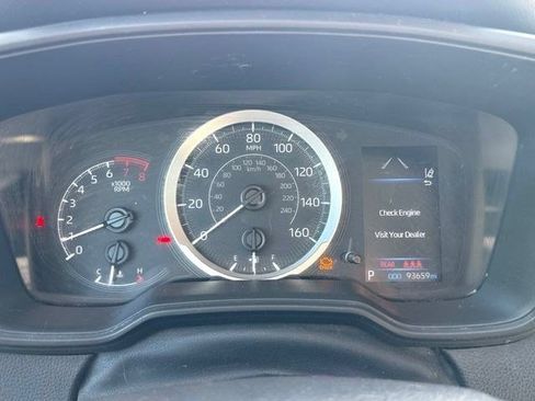 Used 2022 Toyota Corolla LE FWD image 9