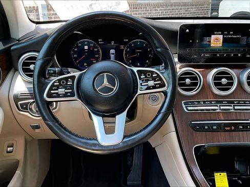 Certified 2022 Mercedes-Benz GLC 300 4MATIC w/ Driver Assistance Package image 6