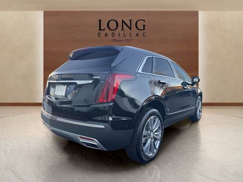 Certified 2025 Cadillac XT5 Premium Luxury w/ Technology Package image 5