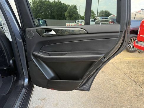 Used 2017 Mercedes-Benz GLS 450 4MATIC image 18