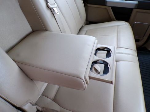 Used 2018 Ford F150 Lariat w/ Equipment Group 502A Luxury image 11