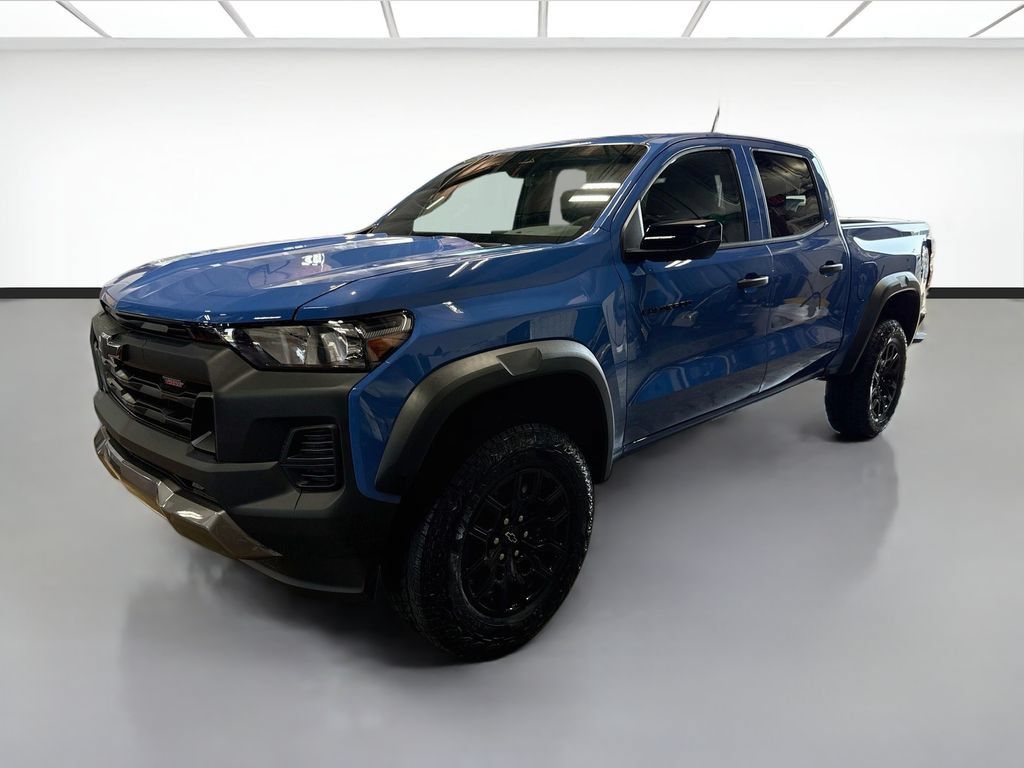 New 2026 Chevrolet Colorado Trail Boss AWD/4WD image 1