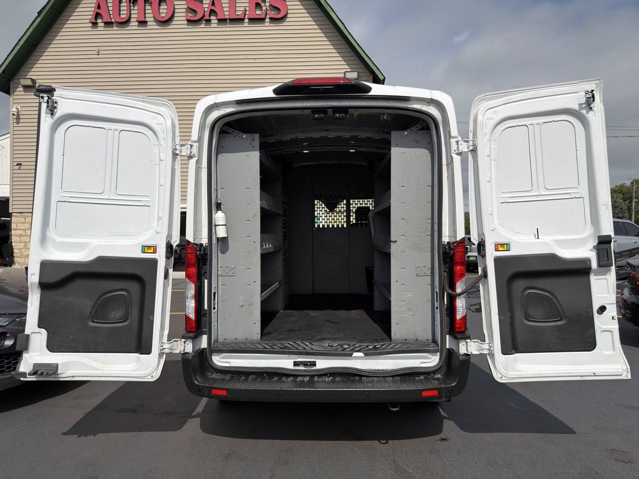 Used 2022 Ford Transit 250 Medium Roof RWD image 30