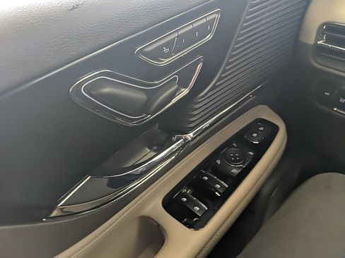 Certified 2021 Lincoln Corsair FWD w/ Equipment Group 101A image 24