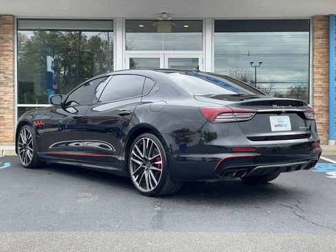 Used 2022 Maserati Quattroporte Trofeo image 10