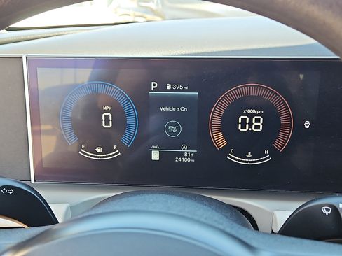 Used 2025 Hyundai Tucson SEL image 18