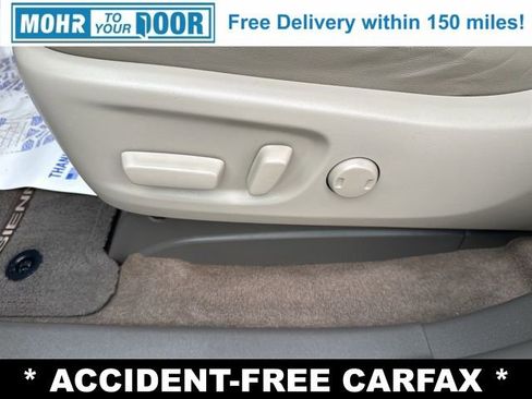 Used 2017 Toyota Sienna XLE Premium image 11