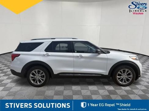 Used 2021 Ford Explorer Limited w/ Equipment Group 301A AWD/4WD image 5