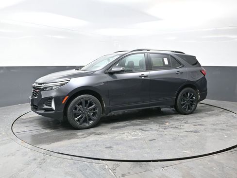Used 2023 Chevrolet Equinox RS image 10