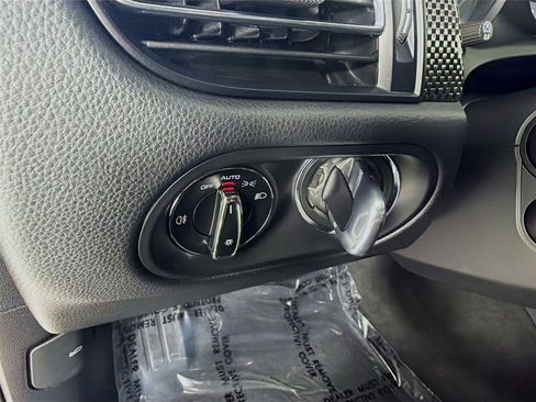 Used 2021 Porsche Macan GTS image 11