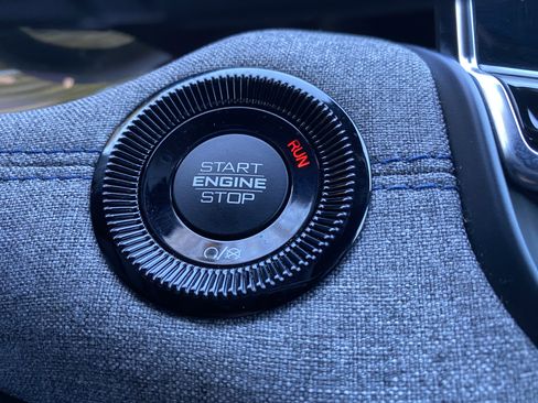 Used 2024 Jeep Compass Latitude image 27