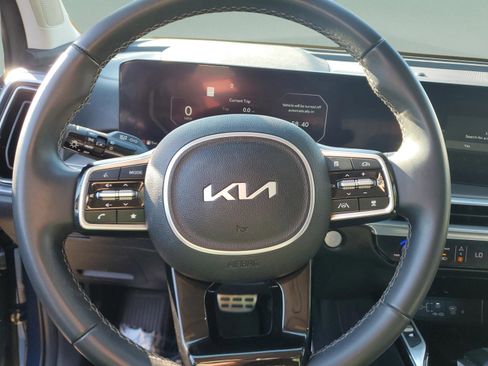 Certified 2024 Kia Sorento SX image 20