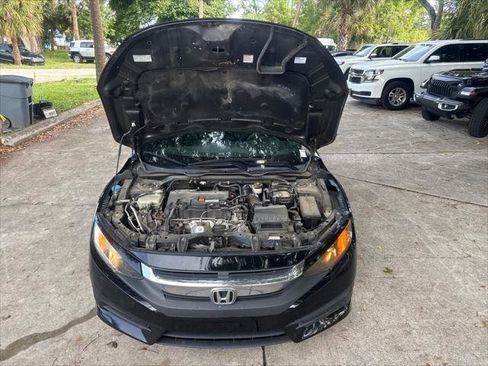 Used 2019 Honda Civic LX image 32