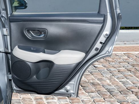 Certified 2023 Honda HR-V LX image 13