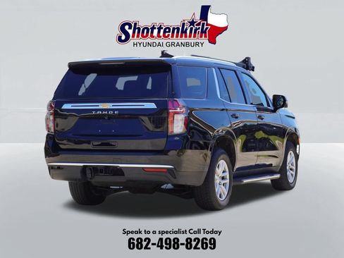 Used 2022 Chevrolet Tahoe LT w/ Luxury Package AWD/4WD image 6