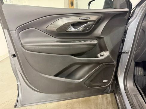 Used 2019 GMC Terrain SLT w/ Preferred Package image 6