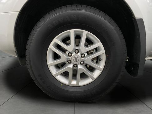 Used 2021 Nissan Frontier SV w/ SV Utility Package AWD/4WD image 13