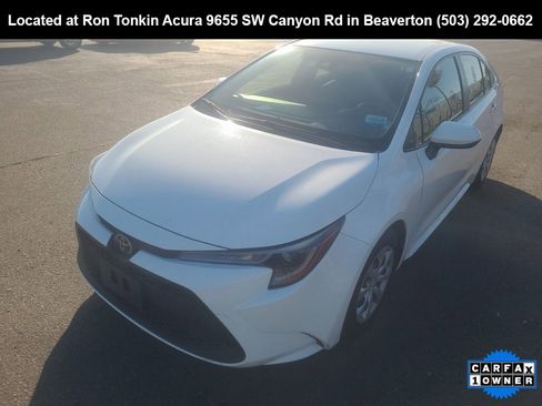 Used 2022 Toyota Corolla LE image 3