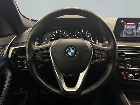Used 2018 BMW 540i xDrive image 14