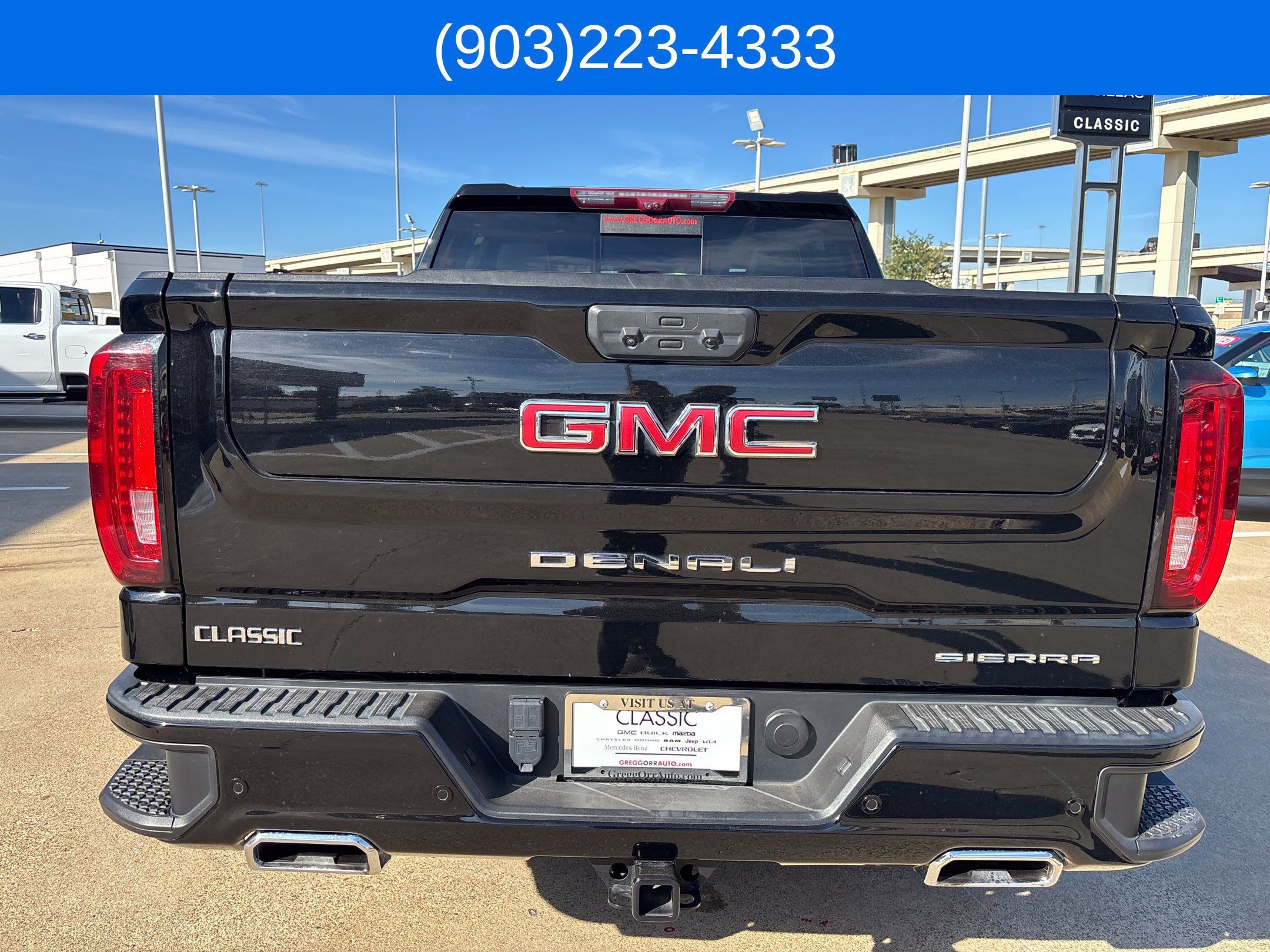 Used 2024 GMC Sierra 1500 Denali w/ Technology Package AWD/4WD image 11