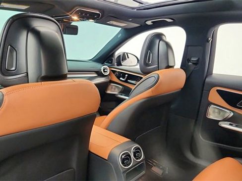 Used 2022 Mercedes-Benz C 300 C 300 w/ Pinnacle Trim Package image 30