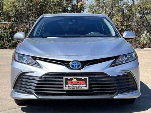 Used 2023 Toyota Camry LE image 7