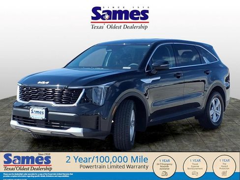 Used 2025 Kia Sorento LX FWD image 7