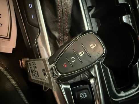 Used 2023 Chevrolet TrailBlazer RS AWD/4WD image 40