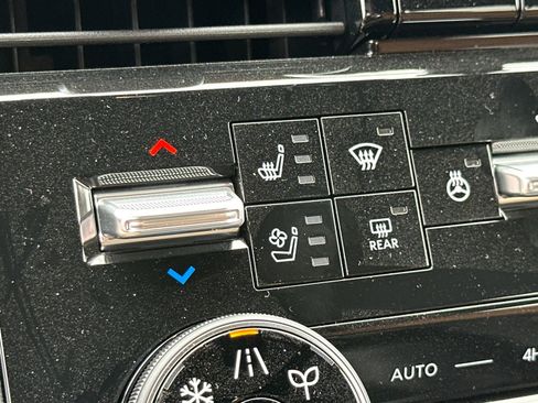 New 2026 Nissan Armada Platinum Reserve image 35