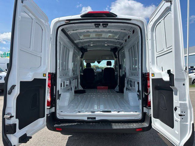 Used 2023 Ford E-Transit Medium Roof RWD image 14