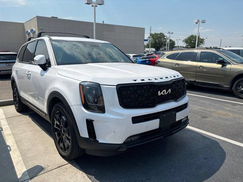 Used 2022 Kia Telluride SX w/ SX Prestige Package AWD/4WD image 1