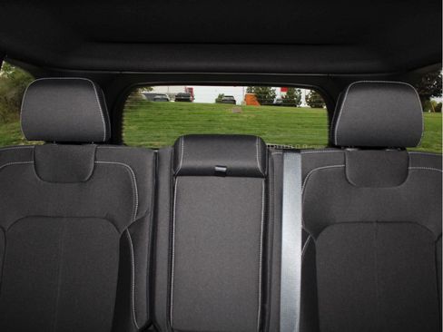 New 2025 Jeep Grand Cherokee Laredo X w/ Luxury Tech Group I image 35