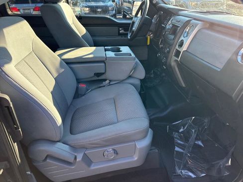 Used 2014 Ford F150 XLT w/ XLT Chrome Package image 16