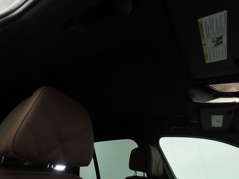 New 2026 BMW X5 xDrive40i w/ M Sport Package image 17