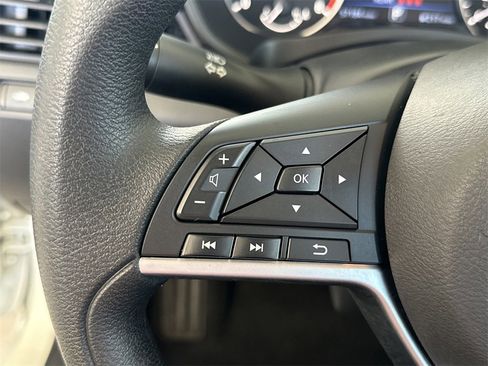 Used 2023 Nissan Altima 2.5 SV image 20