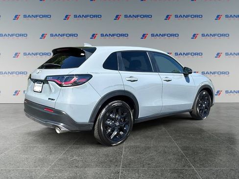 Used 2024 Honda HR-V Sport image 5